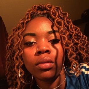 Meet your Posher, Cierra